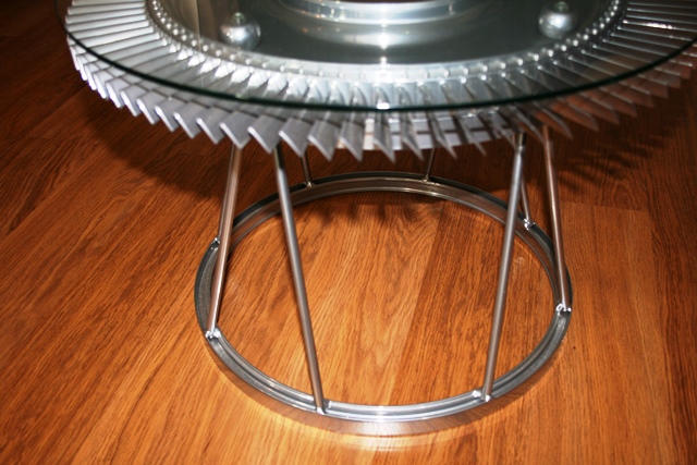 Rolls Royce Fan Blade table   circular base4